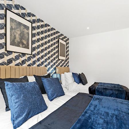 Stylish Large Leeds Apartment - Parking Εξωτερικό φωτογραφία